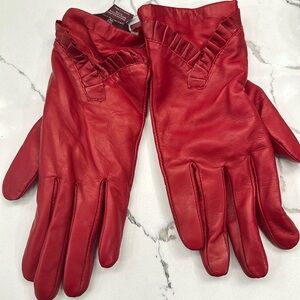 Bruno Magli red leather gloves nwt